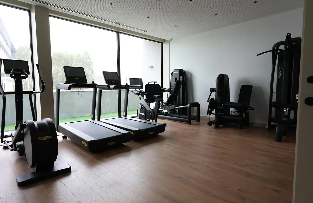Oporto Airport & Business Hotel-1
